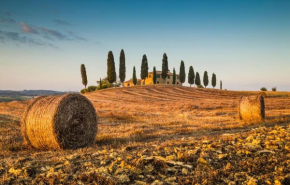 Perfect view to Galdiator walk Pienza
